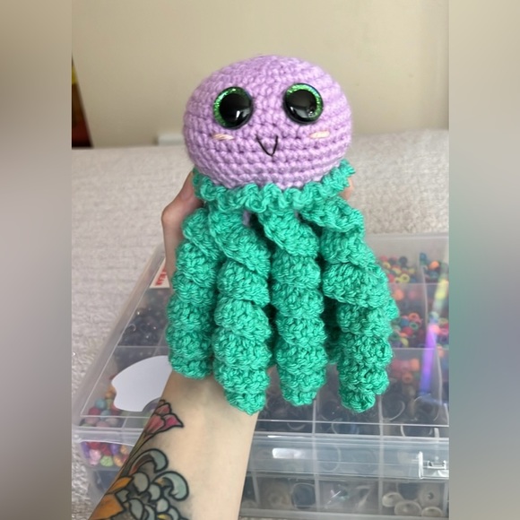 Crocheted Octopus 🐙 - Picture 7 of 8